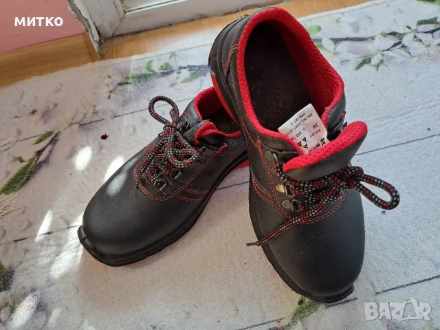 дамски работни обувки чисто нови