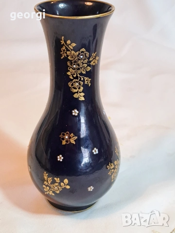 немска порцеланова ваза кобалт с позлата М1, снимка 2 - Вази - 53393706