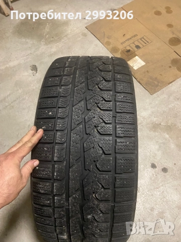 Зимна гума 275 40 20 KUMHO, снимка 2 - Гуми и джанти - 52508615