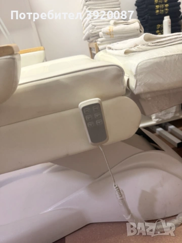 Електрическа кушетка (4 мотора) 203 х 63/84 х 65/93 см бяла, снимка 4 - Кушетки - 53285283