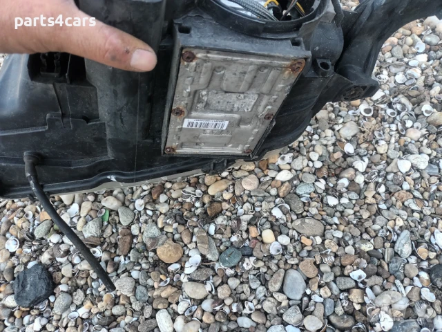 десен ксенон фар и мигач за сааб 9  - 5 SAAB 9-5, снимка 3 - Части - 50478864