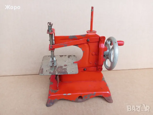 ламаринена метална играчка шевна машина 60те, снимка 2 - Колекции - 50435018