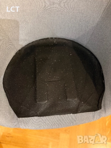 въртящ се стол Ikea Skruvsta, снимка 3 - Столове - 52356546