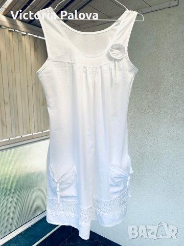 Супер красива къса рокля  Италия , снимка 2 - Рокли - 37272233