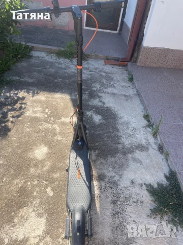 Електрическа тротинетка Ninebot Kick scooter f2plus, снимка 2 - Скейтборд, ховърборд, уейвборд - 50939765