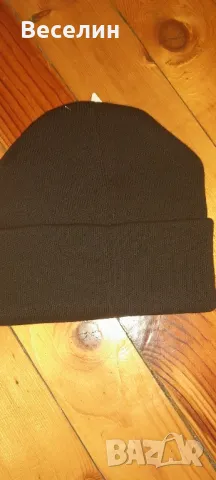 Зимни шапки Намаление , снимка 11 - Шапки - 48786879