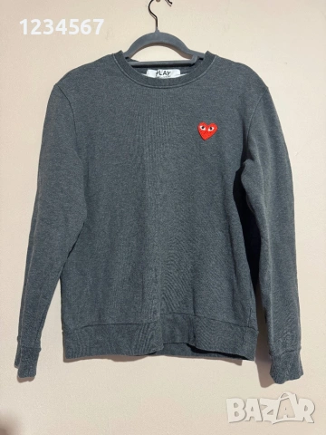 Play Comme des Garçons Classic Red Heart Long-sleeved T-shirt.