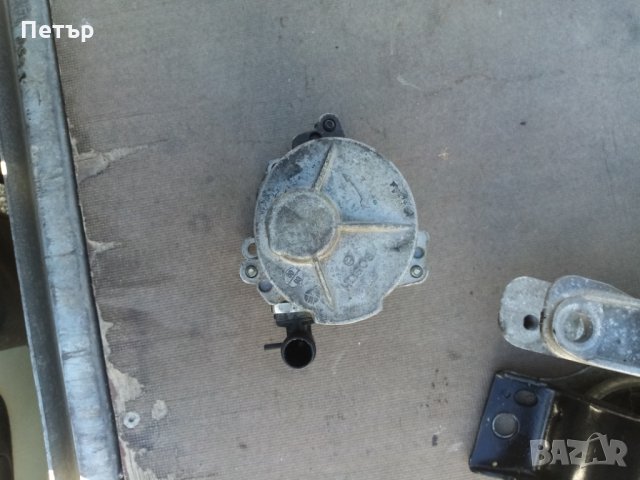 Вакум помпа Рено Меган, лагуна, сценик и др. , снимка 2 - Части - 28467361