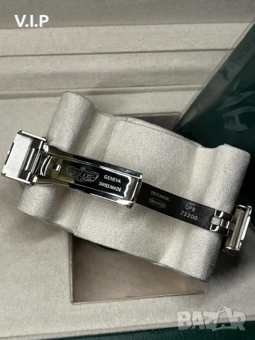 Часовник Rolex Yacht-Master 42, снимка 3 - Мъжки - 52877005