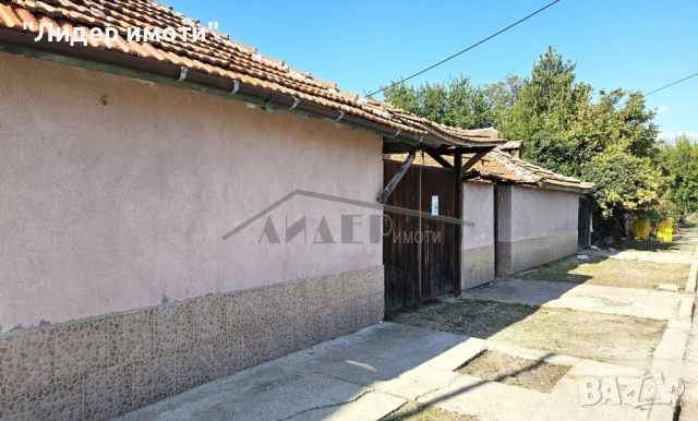 Къща с дворно място от 507 кв.м. в с. Цалапица, снимка 15 - Къщи - 52120605