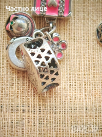 Седем Оригинални Сребърни Талисмани PANDORA Пандора плюс Една Гривна Пандора, снимка 5 - Гривни - 51870425