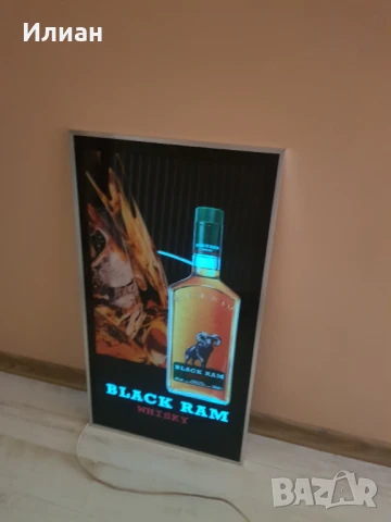 Голяма светеща реклама BLACK RAM whisky  660-360мм, снимка 3 - Обзавеждане за заведение - 50603757