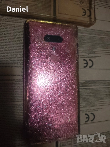 телефон htc u 12+