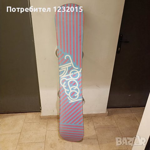 Дамски сноуборд, снимка 3 - Зимни спортове - 43340808