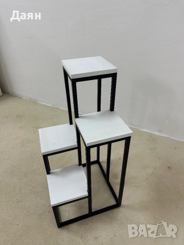 Поставка за растения Outaunny, 4 нива , снимка 3 - Етажерки - 52718666