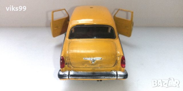 ГАЗ-21 Волга ГАИ СССР Autotime Collection 1:43, снимка 3 - Колекции - 40886929