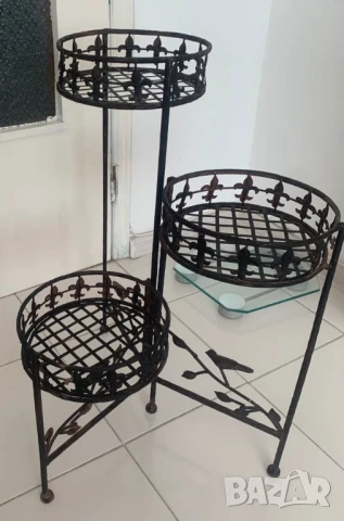Сгъваем цветарник/ стелаж/ органайзер* Ковано желязо* Стабилен* , снимка 2 - Други стоки за дома - 51372608