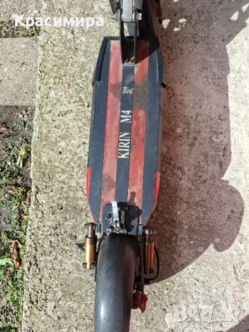 Електрическа тротинетка Kugoo Kirin M4, снимка 4 - Велосипеди - 52106703