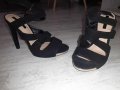 Обувки ZARA, снимка 1 - Дамски обувки на ток - 43851760