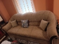 Диван с два фотьойла да две табуретки,неразличим от нов.Доставка.за русенски регион., снимка 1