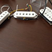 адаптери от Fender Player Series Stratocaster FR HSS PF, снимка 3 - Китари - 43274257