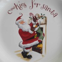 голяма порцеланова чиния Дядо Коледа . Диаметър - 32 см, снимка 3 - Чинии - 43057100