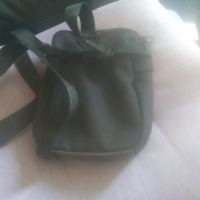 Адидас нова чанта за през рамо промазан плат оригинална 20х12см, снимка 4 - Чанти - 44900557