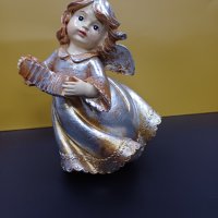 Ангел  ГОЛЯМ от висококачествен полирезин ,  цвят- меланж от сребро, мед, злато., снимка 1 - Статуетки - 43214419