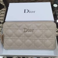 🤩Christian Dior луксозни дамски портмонета с кутия / различни цветове🤩, снимка 5 - Портфейли, портмонета - 43420563