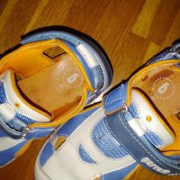 Сандали номер 29, снимка 2 - Детски сандали и чехли - 36719883