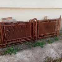   Продавам метални ограда и врата, снимка 1 - Други стоки за дома - 38150154