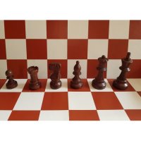 Шах фигури, дървени, Staunton 6 дизайн  Изработени от габър.  
