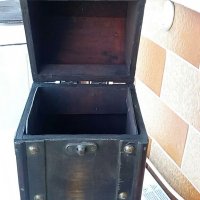 Стара дървена кутия за бутилка с месингов обков., снимка 6 - Антикварни и старинни предмети - 37628184