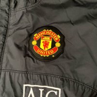 Комплект NIKE Manchester United размер L  Разпродажба 60.00лв, снимка 2 - Спортни дрехи, екипи - 38353161