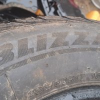 4бр зимни гуми 235 60 17, 235/60/17  Bridgestone , снимка 7 - Гуми и джанти - 43302189