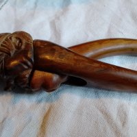 Лешникотрошачка дърворезба, снимка 1 - Антикварни и старинни предмети - 43475060