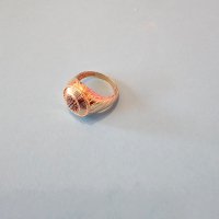 уникален мъжки златен пръстен 14 к с ковани черни оникси и цирконии, снимка 4 - Пръстени - 43610485