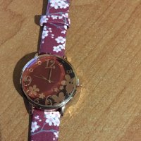 Разпродажба на часовници , снимка 5 - Дамски - 31356128