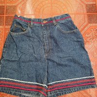 Дамски къси гащи, снимка 1 - Къси панталони и бермуди - 37743416