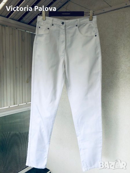 Бели дънки VICKY,хубава кройка, снимка 1