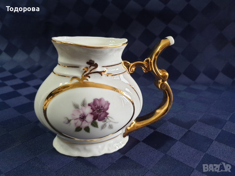 Порцеланов павур -Haas & Czjzek Czechoslovakia, снимка 1