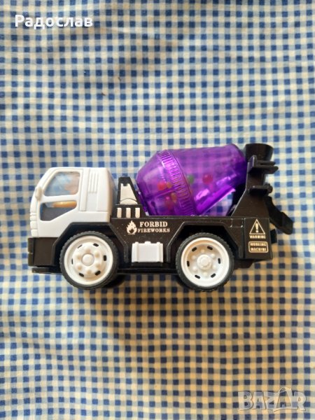 механично камионче бетоновоз, снимка 1