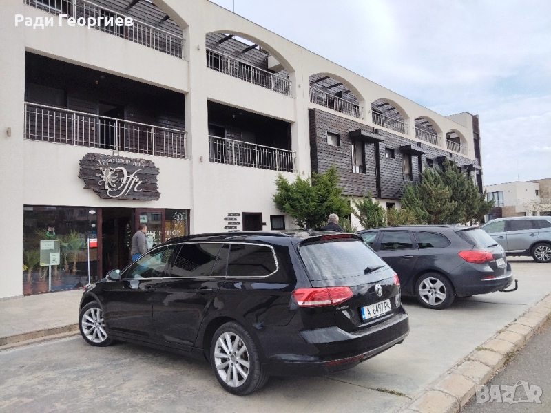 Продава два двустайни апартамента на брега на морето в Созопол, снимка 1