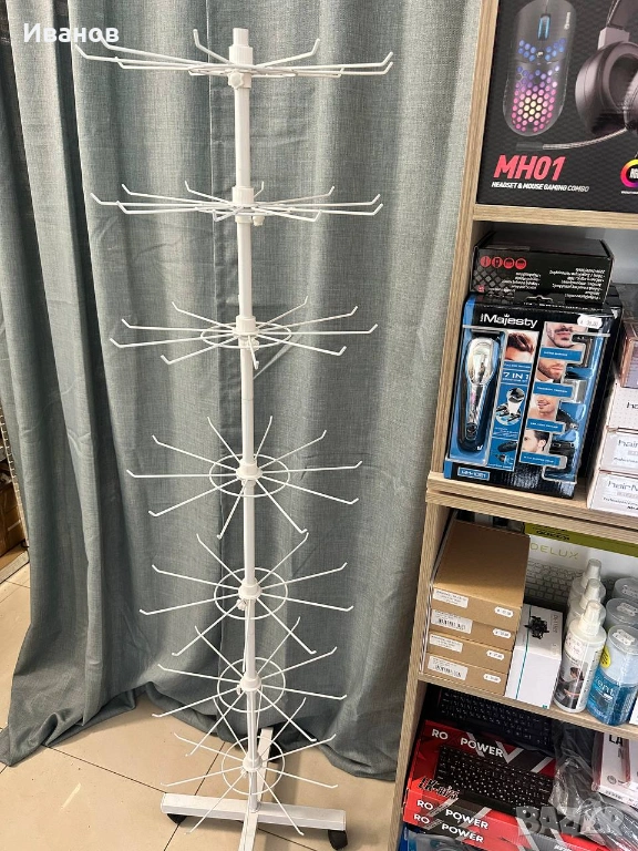 Стелаж метална въртележка 160х40см с колелца, снимка 1