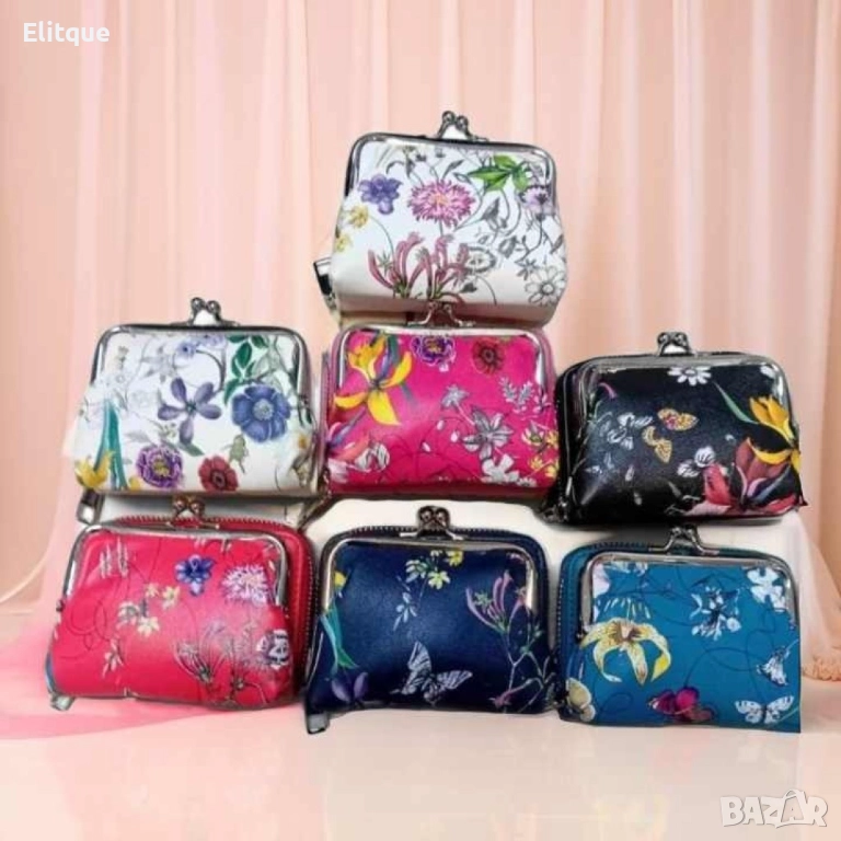 Малко кокетно портмоне на цветя, снимка 1
