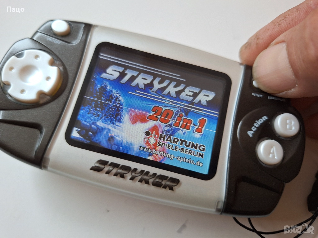 Stryker 20in1 Hartung Games Berlin 16bit TFT игрова конзола, снимка 1
