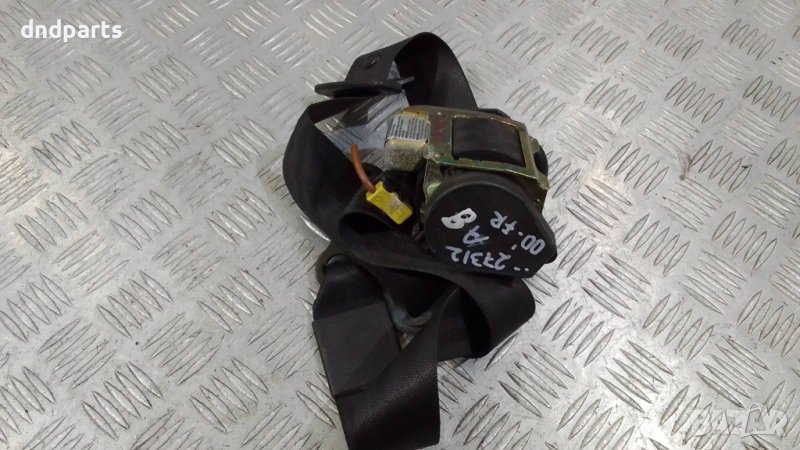 Колан Audi A8 2000г.(преден десен)	, снимка 1