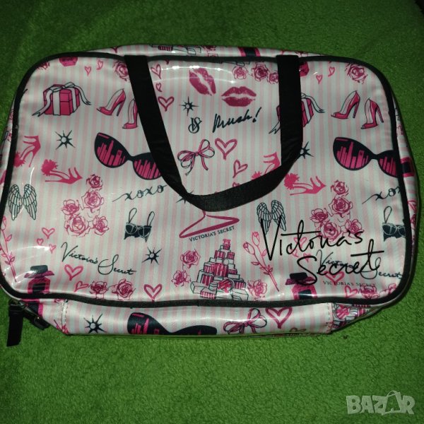 VICTORIA'S SECRETS несесер, снимка 1