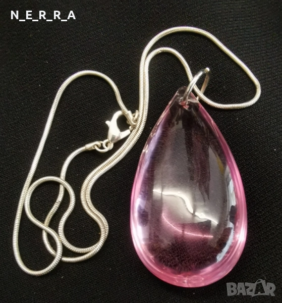 Медальон с голям розов кристал, снимка 1