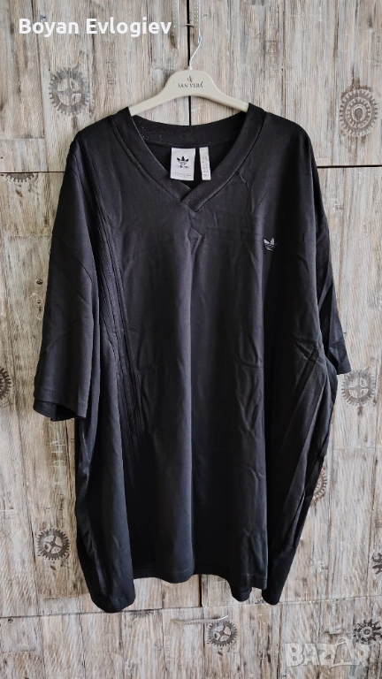 Спортна тениска Adidas , снимка 1